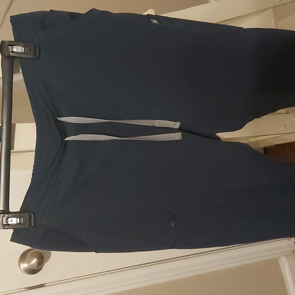 Figs scrub pants